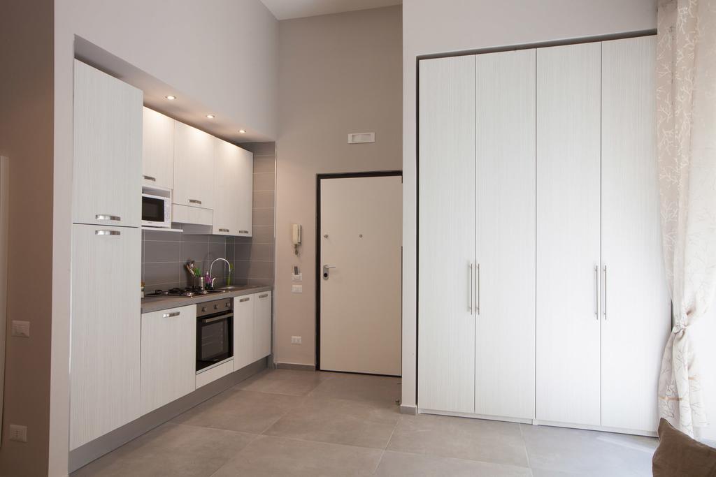 Bovio Prestige Apartments Наполи Екстериор снимка